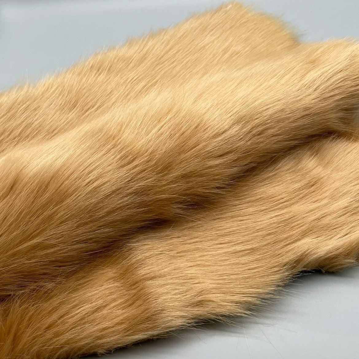 Plush Fabric Soft Smooth Imitation Fox Fur Clothing Collar Carpet Decoration Pad Counter Cloth Diy Sewing By The Meter