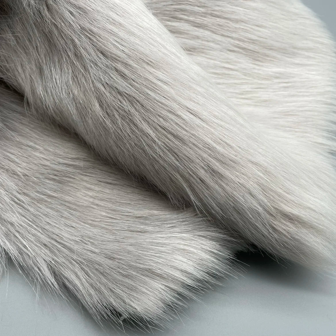 Plush Fabric Soft Smooth Imitation Fox Fur Clothing Collar Carpet Decoration Pad Counter Cloth Diy Sewing By The Meter